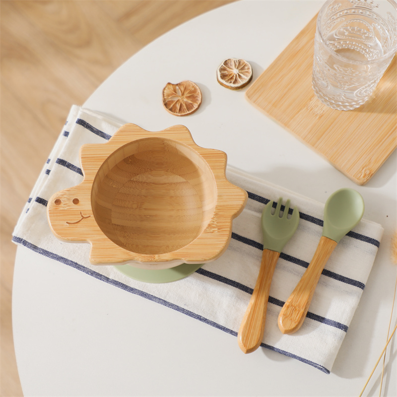 Baby Food Kit - 赤ちゃんの恐竜の食器,木製のプレート,ボウル,シリコン吸引,木製のハンドル,フォーク,スプーン,子供の給餌ギフト
