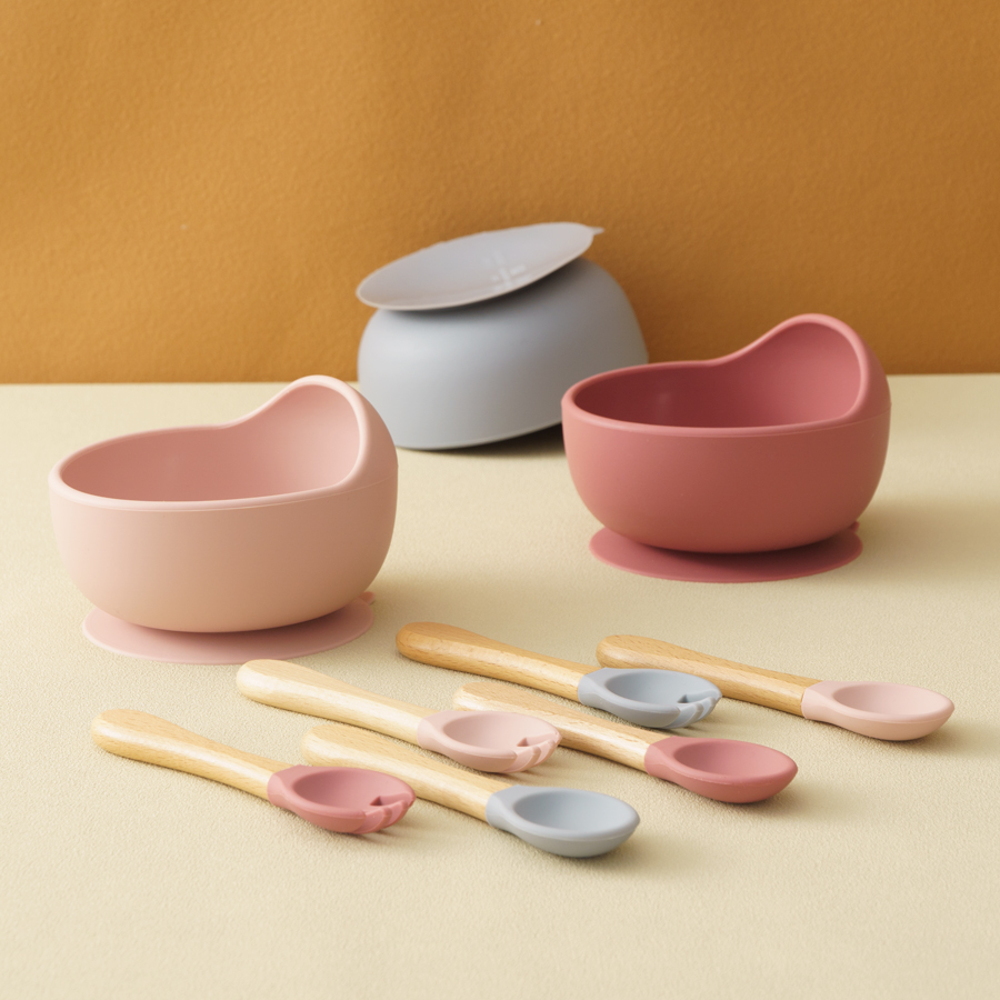3 個のシリコンベビー給餌ボウルセットベビー学習食器吸引ボウ - Baby Food Kit のレビューと価格