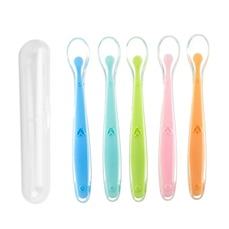 BPA フリーベビーシリコーンスプーン第一段階幼児ソフトスプ - Baby Food Utensils のレビューと価格
